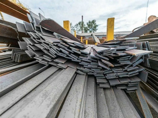 Полоса стальная 60х4 мм Н/Д 1 - в «Монолит-Металлопрокат».